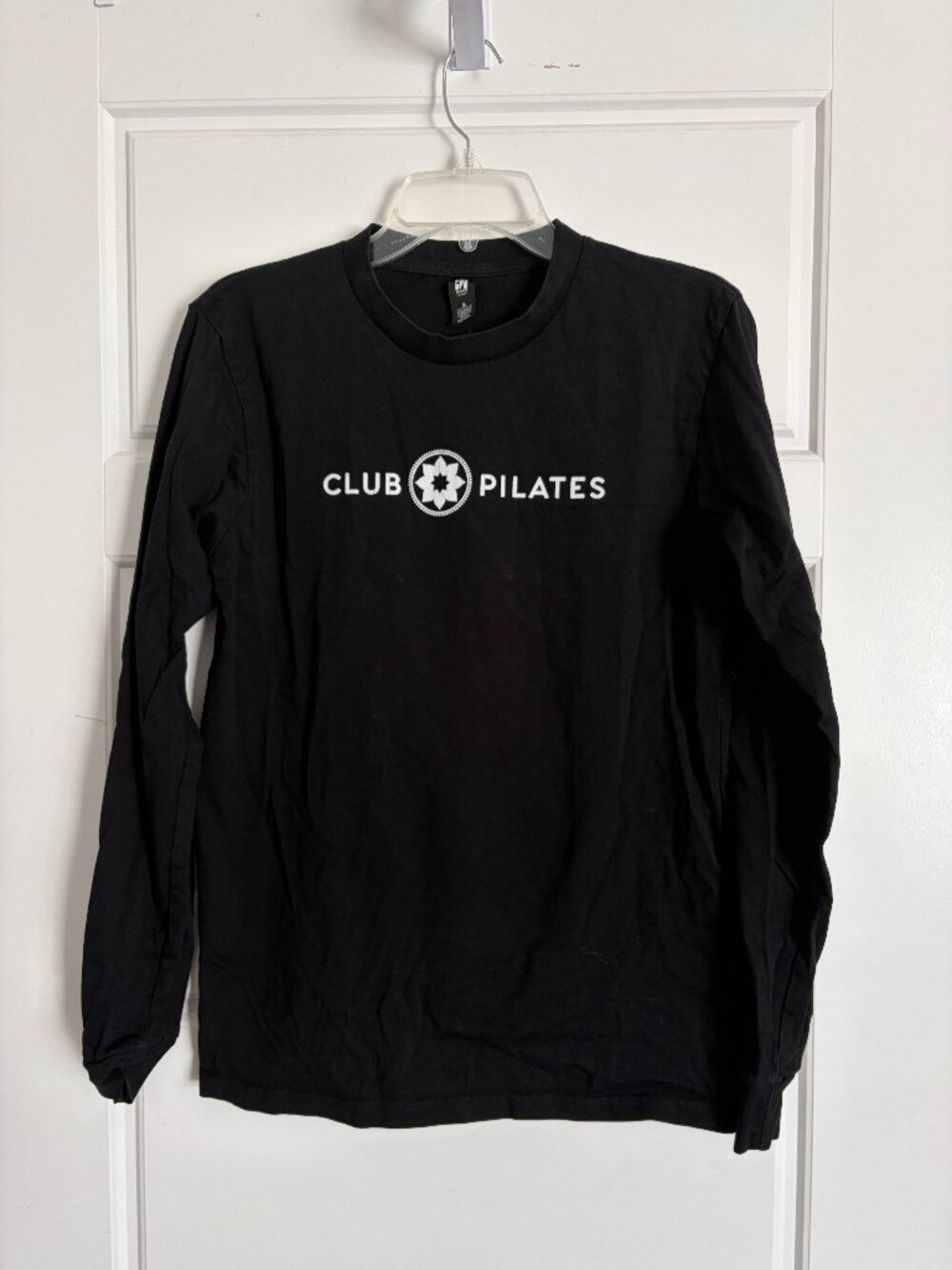 CLUB PILATES Long Sleeve Tee